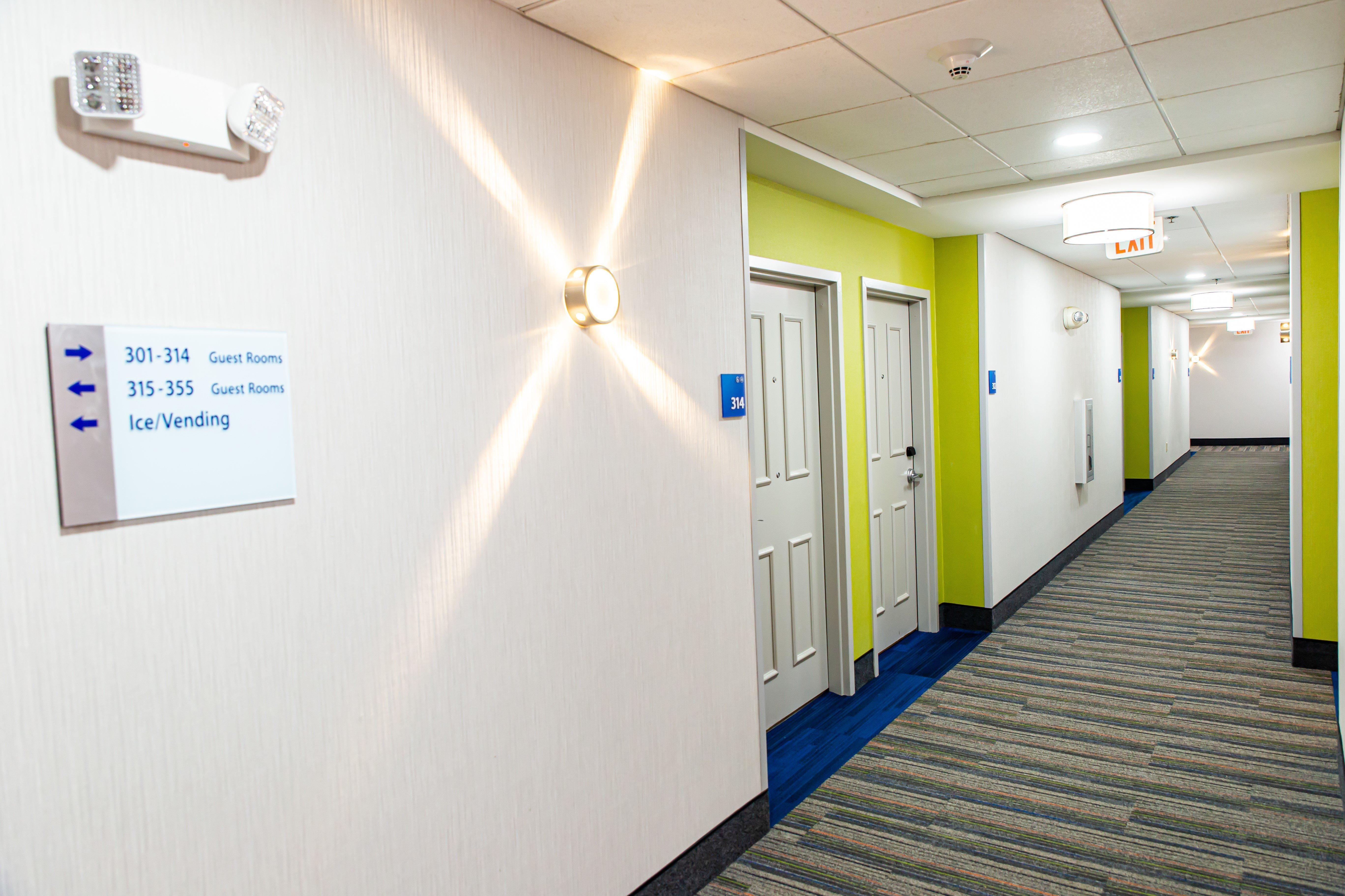 Holiday Inn Express - Columbus - Dublin By Ihg Экстерьер фото