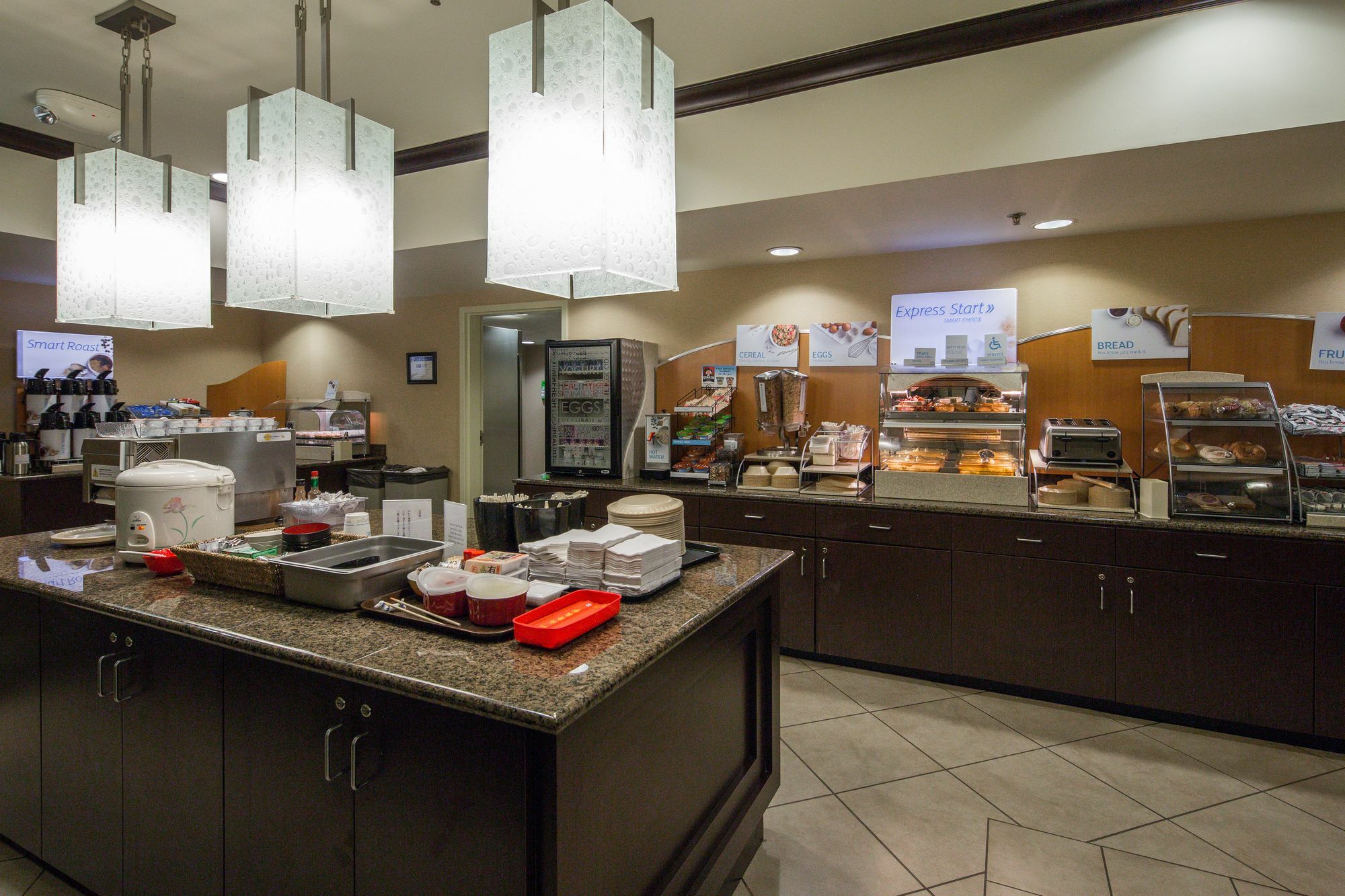 Holiday Inn Express - Columbus - Dublin By Ihg Экстерьер фото